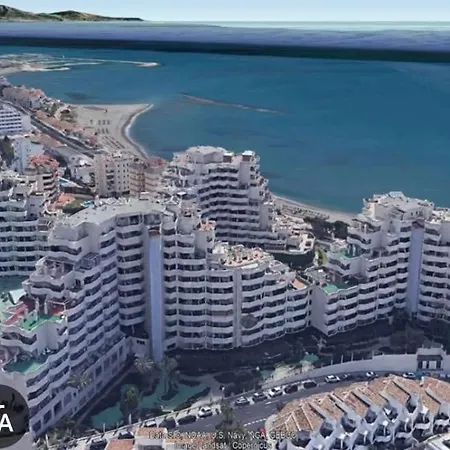 公寓 Preciosa En Benalbeach 贝纳尔马德纳